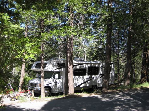 CampgroundCrazy: Dogwood Campground, Lake Arrowhead, California