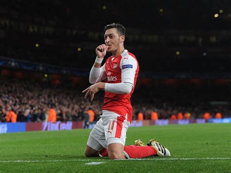 Arsenal news: Mesut Ozil becomes fifth Gunners player to bag a ...