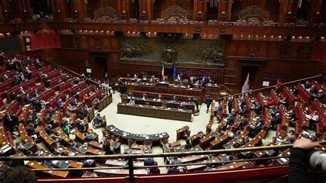 Italy government wins confidence vote on economic package in lower house