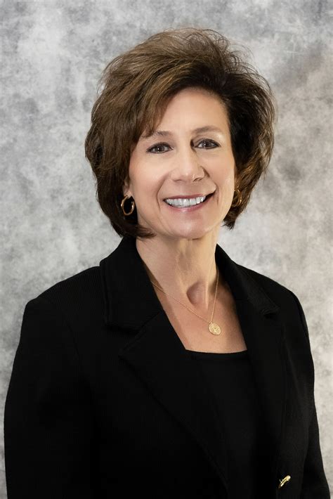 MGCCC President Dr. Mary S. Graham named one of the state’s Top CEOs for 2023 - Mississippi Gulf ...