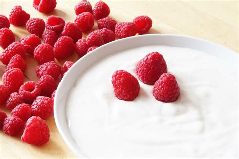 Free Images : dish, cuisine, berry, fruit, ingredient, raspberry, frozen yogurt, plant, frutti ...