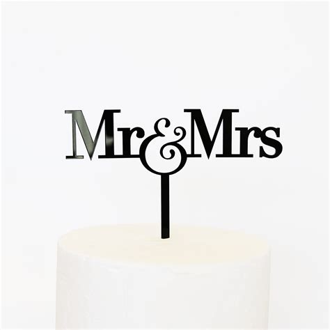 Mr and Mrs Cake Topper | SANDRA DILLON DESIGN