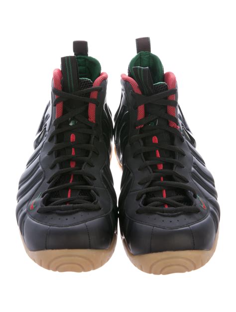 Nike 2015 Air Foamposite Pro Sneakers - Shoes - WU221842 | The RealReal