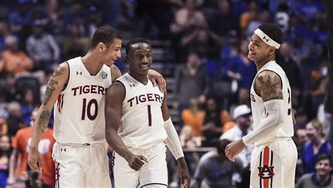 Auburn men's basketball punches ticket to Final Four