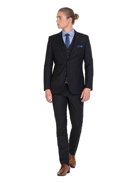 Men's Tailored Fit Black Suit | Ferrari Formalwear & Bridal