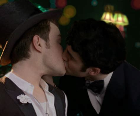 Accor Verhältnis Ein Risiko eingehen kurt and blaine first kiss ...