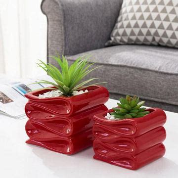 Red Ceramic Planter Pot w/ Folded Design Set of 2, Small and Large – MyGift