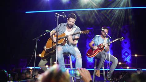 Old Dominion | "Written In The Sand" LIVE on Tour - YouTube