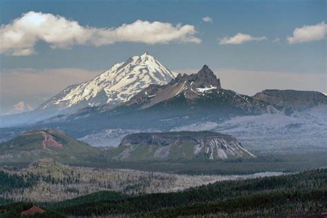 Volcanoes of the Oregon Cascade Range – Geology Pics