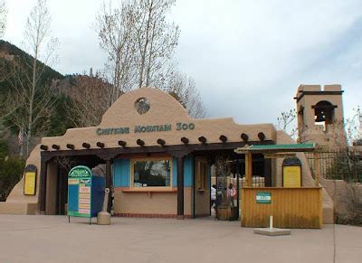 Pohick: Cheyenne Mountain Zoo