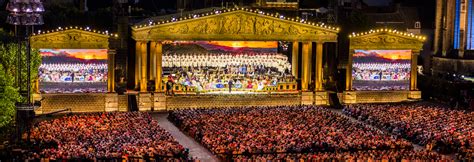 André Rieu and the Johann Strauss Orchestra Dazzle Audiences in ...