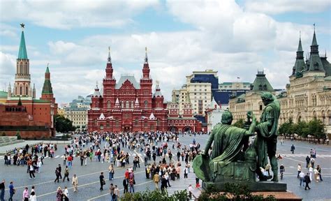 Russia Seeks to Revive Tourism Through Multiple-Entry Tourist Visas ...