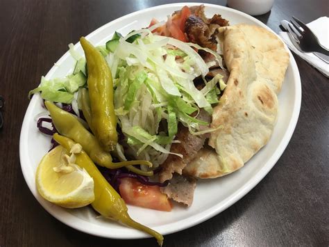 Small lamb doner Kebab Empire Islington. This one had it all! : r/Doner