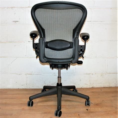 HERMAN MILLER Aeron Task Chair Silver 2125 HERMAN MILLER Aeron