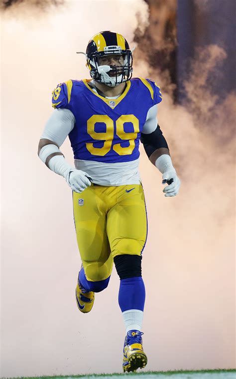 Aaron Donald wins NFL Defensive Player of the Year award again, leads ...