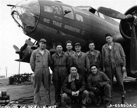 B17 bomber crew - lvdop