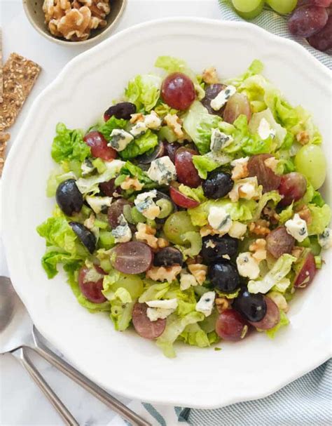 Salad with grapes - The clever meal