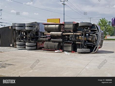 Big Truck Accident Image & Photo (Free Trial) | Bigstock