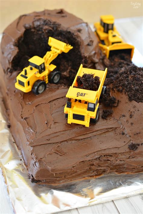 Easy Construction Birthday Cake