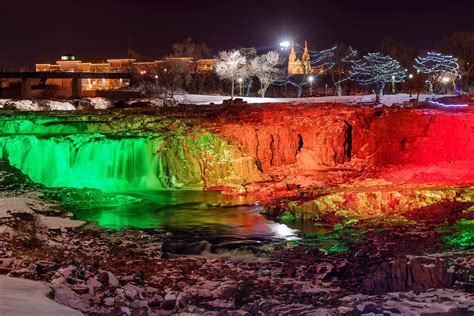 Winter Wonderland at Falls Park 2020 in South Dakota - Dates