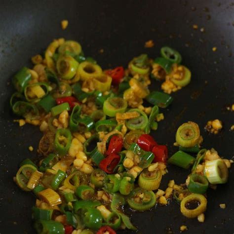 SPICY AND REFRESHING SEAFOOD RAMEN RECIPE