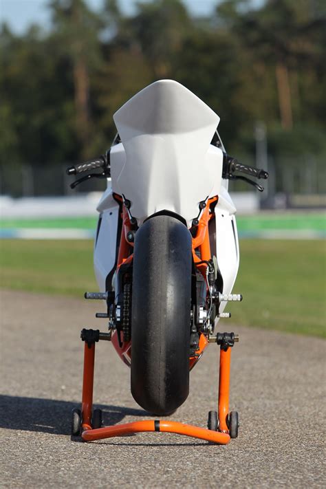 2011 KTM RC8 R Track