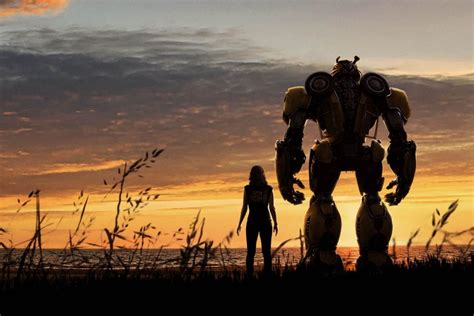 At Darren's World of Entertainment: Bumblebee: Film Review