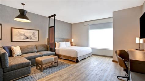 Hotel Rooms near Sedgwick County Zoo| Hyatt Place at Wichita State University