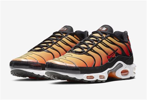 Nike Air Max Plus OG Sunset BQ4629-001 Release Date - SBD