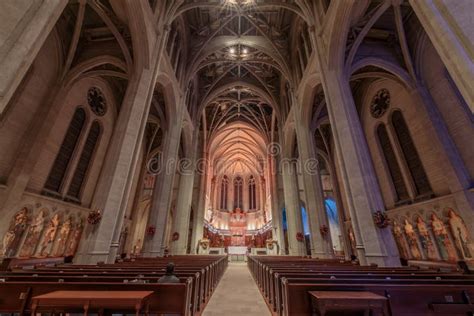 Grace Cathedral interior foto de archivo. Imagen de gótico - 147067894