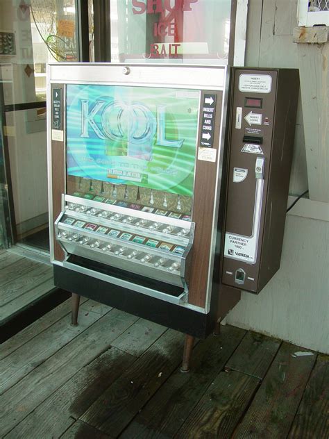 File:Cigarette Vending Machine.jpg - Wikipedia