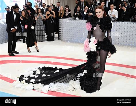 New York, USA. May 1st, 2023. Karen Elson arriving at The Met Gala 2023, The Metropolitan Museum ...