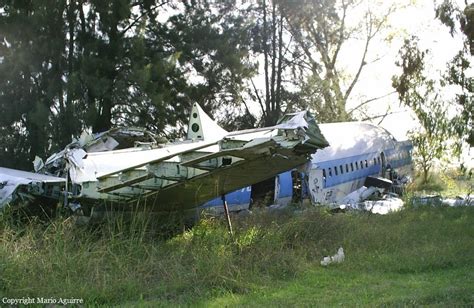 Crash of a Boeing 707-372C in Buenos Aires: 2 killed | Bureau of Aircraft Accidents Archives