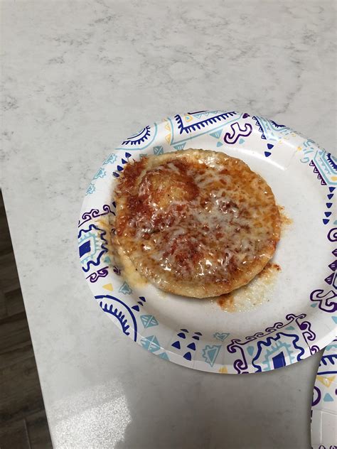 Walmart frozen pizza : r/shittyfoodporn