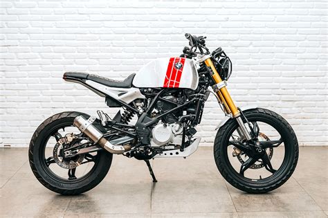 ONE IN TWO BILLION. Smoked Garage’s BMW G310R Scrambler - Pipeburn