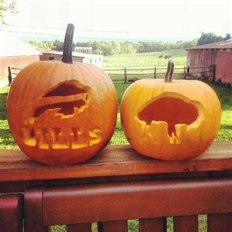 Buffalo bills pumpkins!! | Pumpkin carving, Halloween pumpkins carvings, Painted pumpkins