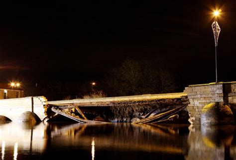 WATCH: Tadcaster Bridge COLLAPSES as floods take hold of UK | UK | News ...