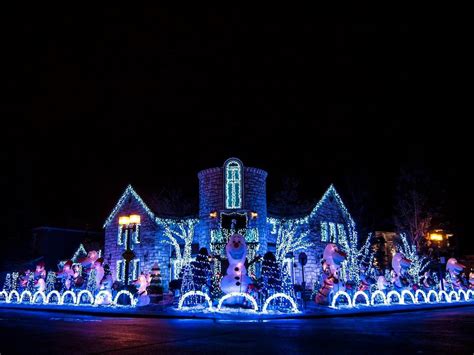 Where to See Christmas Lights in Montreal for the Winter Holidays