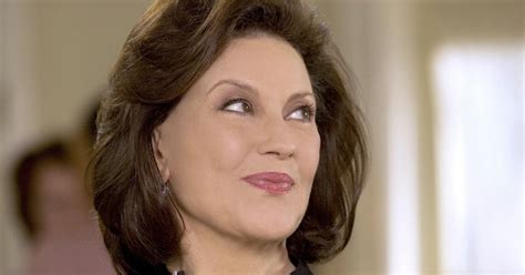 13 Emily Gilmore Fashion Lessons That We Can All Learn From