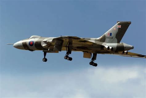 Vulcan XH558 | A Military Photos & Video Website