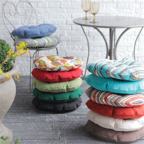 Coral Coast Classic 16 in. Round Bistro Outdoor Seat Cushions - Set of ...