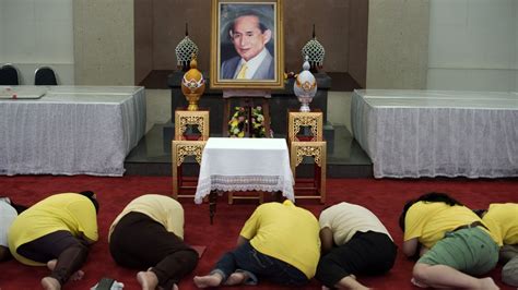 Thai king recovers from gallbladder removal | CNN