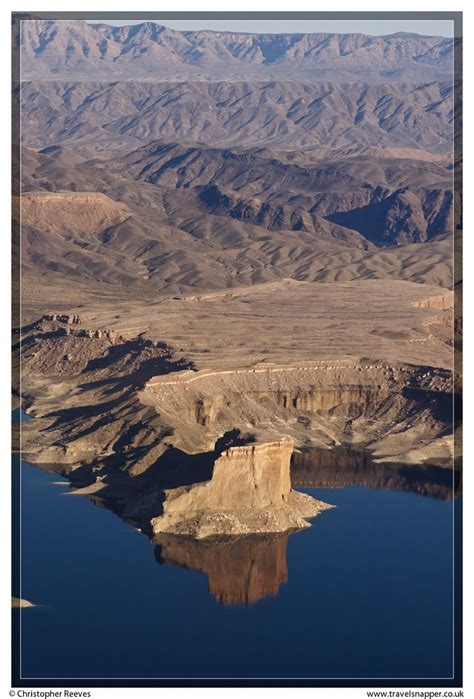 On the way into the Grand Canyon - edge of Lake Mead | Lake mead, Grand canyon, Natural landmarks