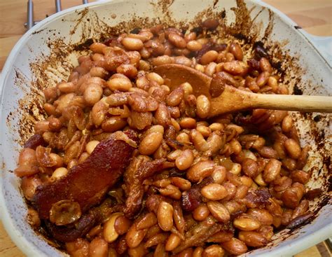 Easy Boston Baked Beans with Bacon – Springhouse Turtle