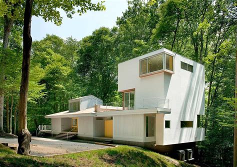 Forest House by Kube Architecture