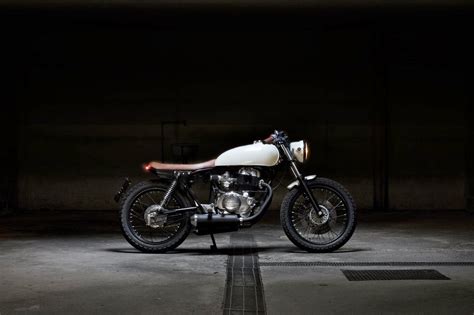 custom Honda CB400 - Grease n Gas