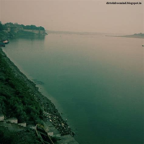 Ganaga-Yamuna Sangam - Allahabad - Dirt Of A Free Mind