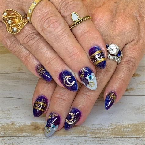 [UPDATED] 45+ Detailed Astrology Nails Designs