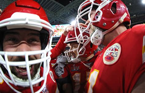 14 photos from from the Chiefs’ Super Bowl celebration