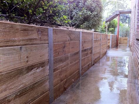 Backyard retaining walls, Wooden retaining wall, Wood retaining wall